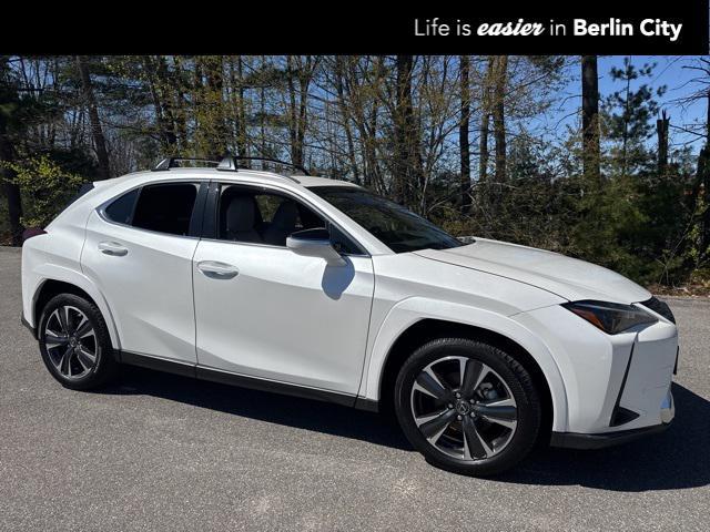 new 2025 Lexus UX 300h car, priced at $44,922