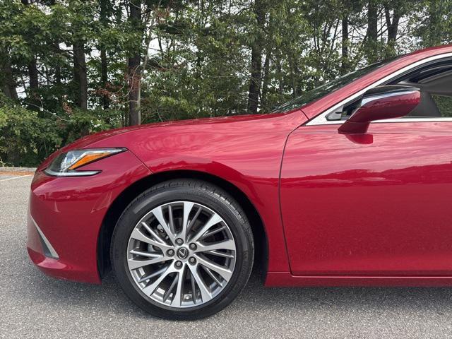 used 2021 Lexus ES 300h car, priced at $34,998