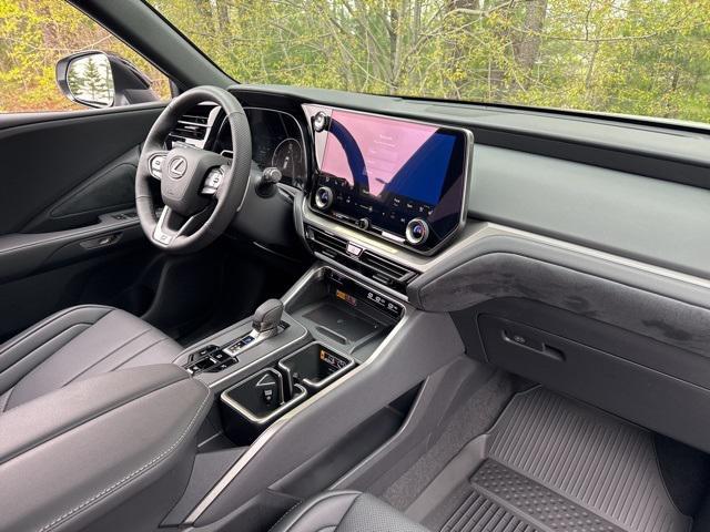 new 2025 Lexus TX 500h car, priced at $75,995