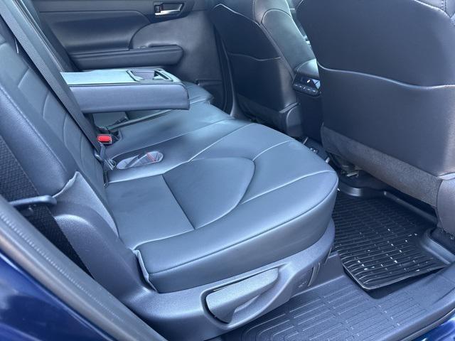 used 2021 Toyota Highlander car, priced at $33,768