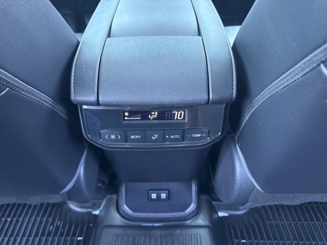 used 2021 Toyota Highlander car, priced at $33,768
