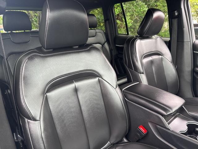 used 2025 Jeep Grand Cherokee car, priced at $42,544