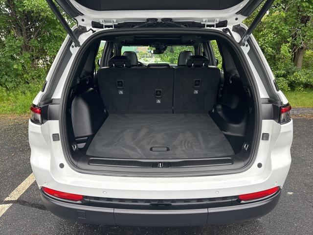 used 2025 Jeep Grand Cherokee car, priced at $42,544