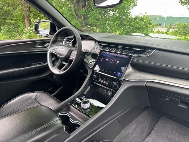 used 2025 Jeep Grand Cherokee car, priced at $42,544