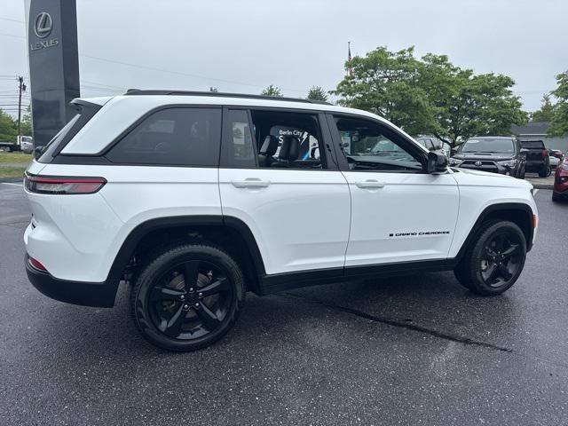 used 2025 Jeep Grand Cherokee car, priced at $42,544