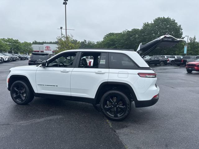 used 2025 Jeep Grand Cherokee car, priced at $42,544