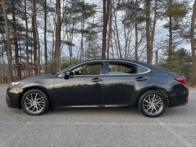 used 2017 Lexus ES 350 car, priced at $22,523