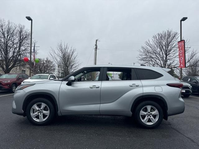 used 2024 Toyota Highlander car, priced at $37,828