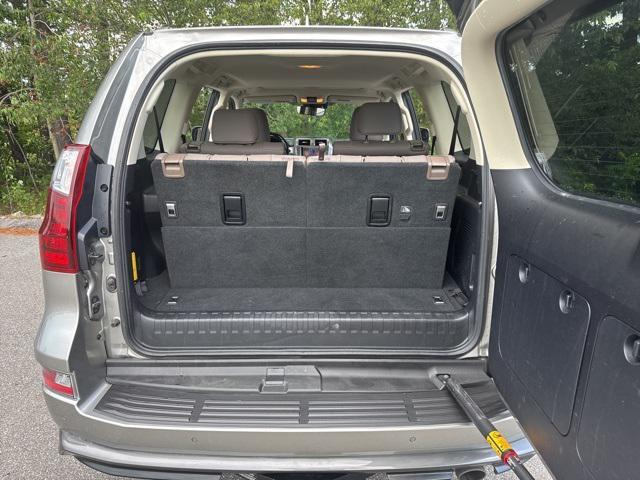 used 2021 Lexus GX 460 car, priced at $49,495