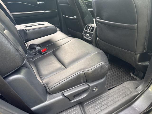 used 2022 Honda Pilot car, priced at $31,705
