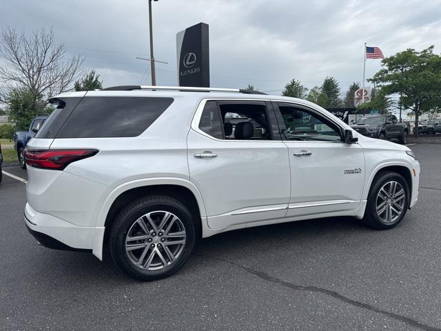 used 2023 Chevrolet Traverse car, priced at $40,699