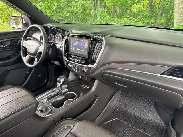 used 2023 Chevrolet Traverse car, priced at $40,699