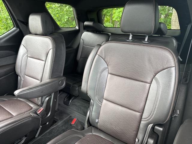 used 2023 Chevrolet Traverse car, priced at $40,699