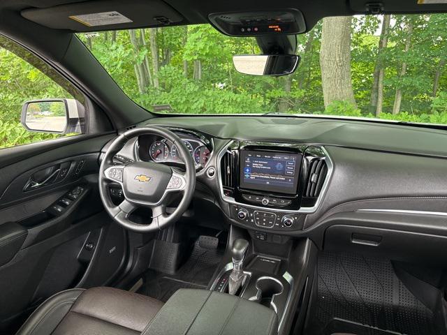 used 2023 Chevrolet Traverse car, priced at $40,699