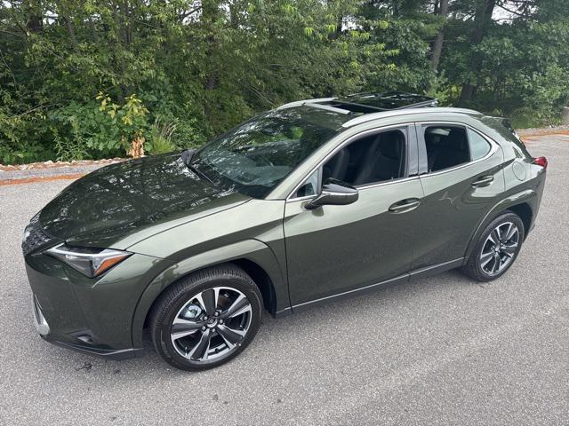 new 2025 Lexus UX 300h car, priced at $44,808