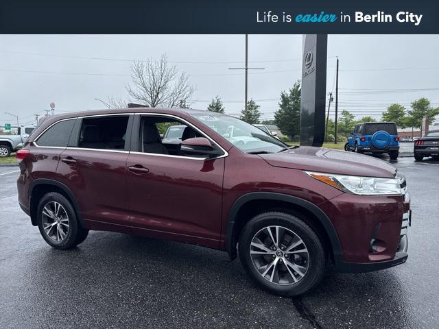 used 2017 Toyota Highlander car, priced at $21,947