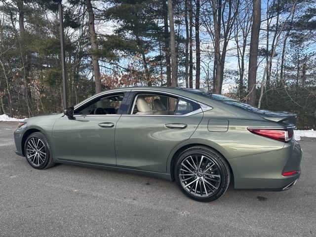 new 2025 Lexus ES 350 car, priced at $49,834