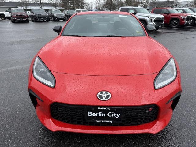 new 2025 Toyota GR86 car, priced at $36,124