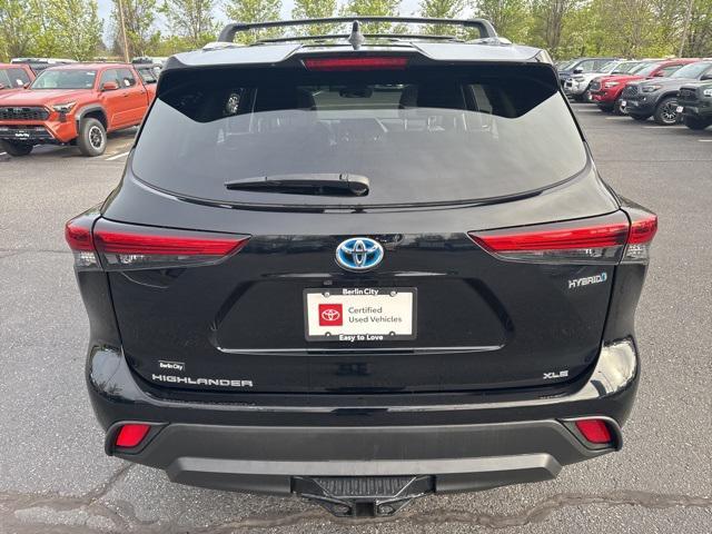 used 2023 Toyota Highlander Hybrid car, priced at $45,994