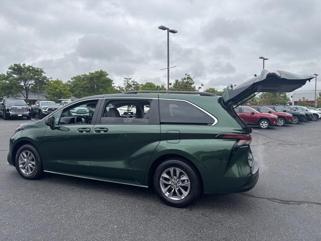 used 2024 Toyota Sienna car, priced at $45,885