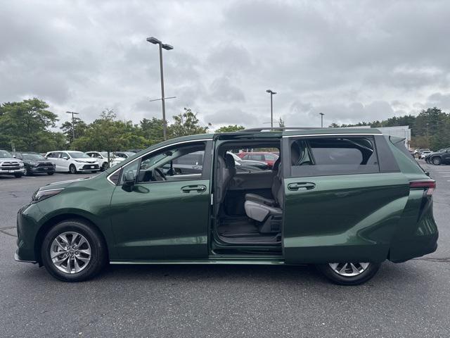 used 2024 Toyota Sienna car, priced at $45,885