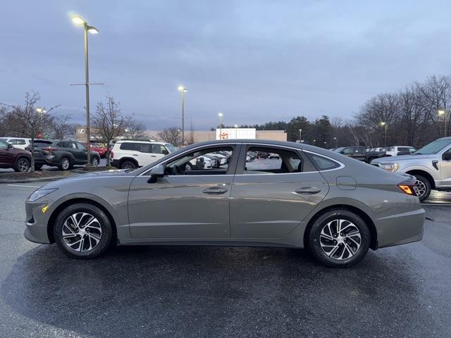 used 2021 Hyundai Sonata Hybrid car, priced at $20,672