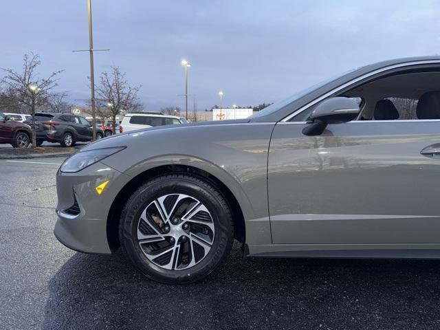 used 2021 Hyundai Sonata Hybrid car, priced at $20,672