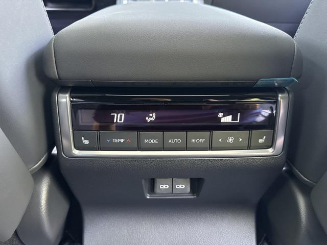 new 2025 Lexus GX 550 car, priced at $85,773