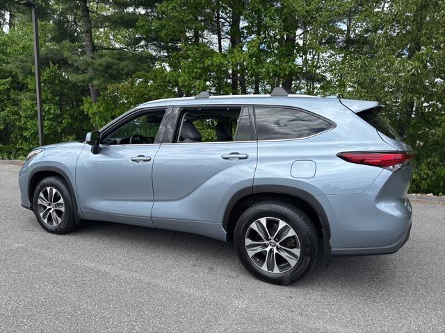 used 2020 Toyota Highlander car, priced at $30,645