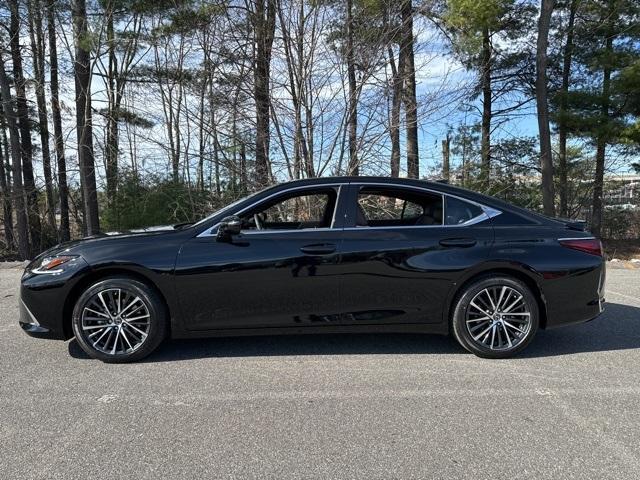 new 2024 Lexus ES 300h car, priced at $52,570