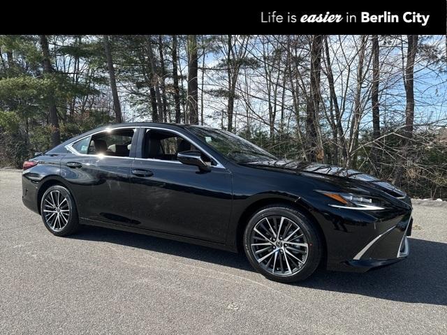 new 2024 Lexus ES 300h car, priced at $52,570