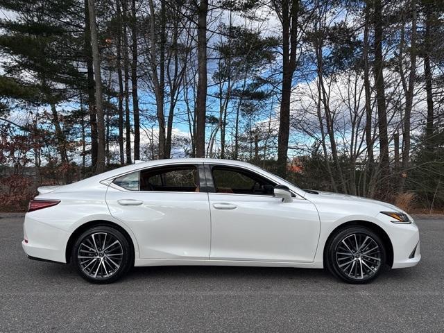 new 2025 Lexus ES 350 car, priced at $50,584