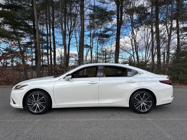 new 2025 Lexus ES 350 car, priced at $50,584