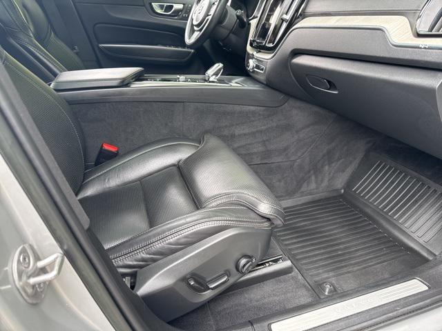 used 2022 Volvo XC60 car, priced at $33,995
