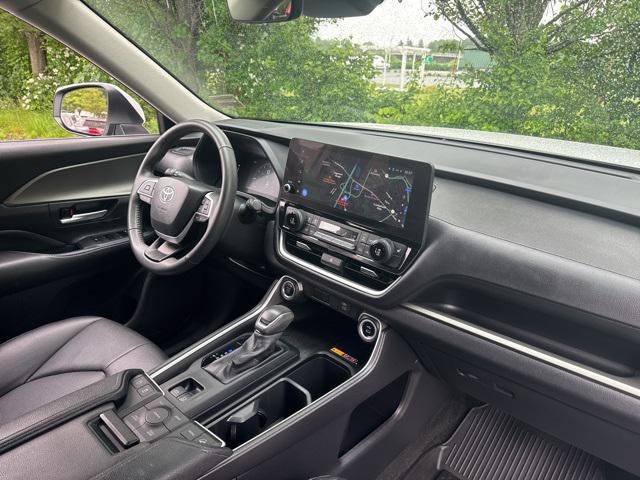 used 2024 Toyota Grand Highlander car, priced at $49,369