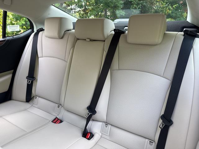 new 2025 Lexus ES 350 car, priced at $48,099