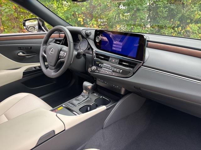 new 2025 Lexus ES 350 car, priced at $48,099