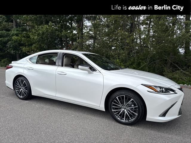 new 2025 Lexus ES 350 car, priced at $49,914