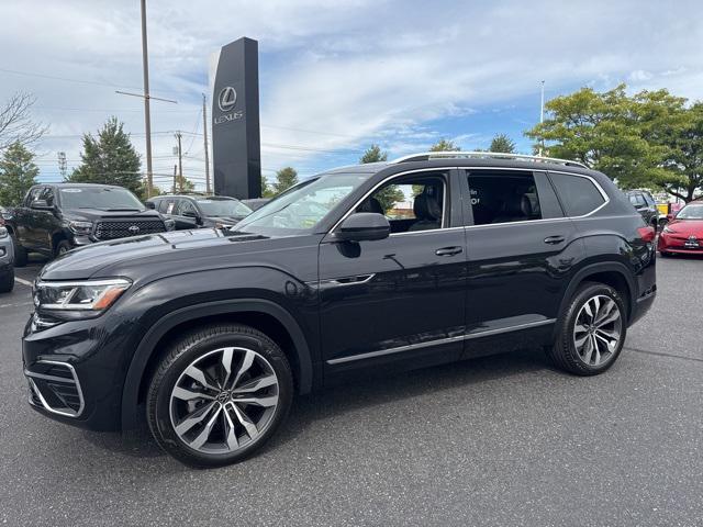used 2023 Volkswagen Atlas car, priced at $38,108