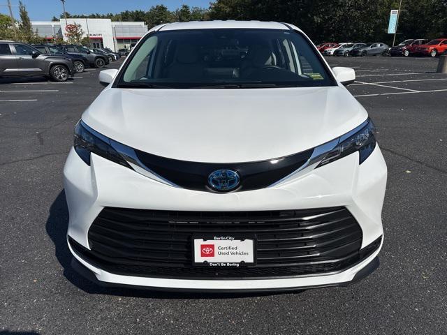 used 2024 Toyota Sienna car, priced at $45,888