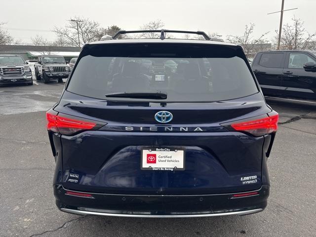 used 2022 Toyota Sienna car, priced at $39,118