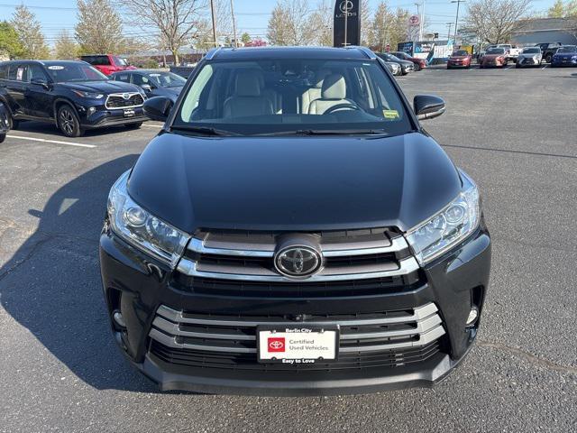 used 2018 Toyota Highlander car, priced at $30,532