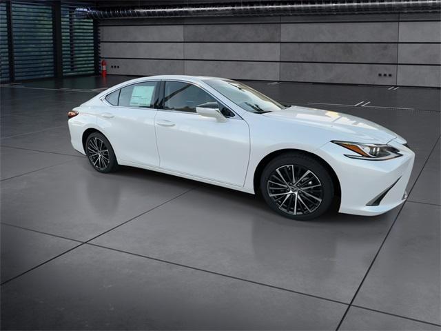 new 2025 Lexus ES 350 car, priced at $48,335