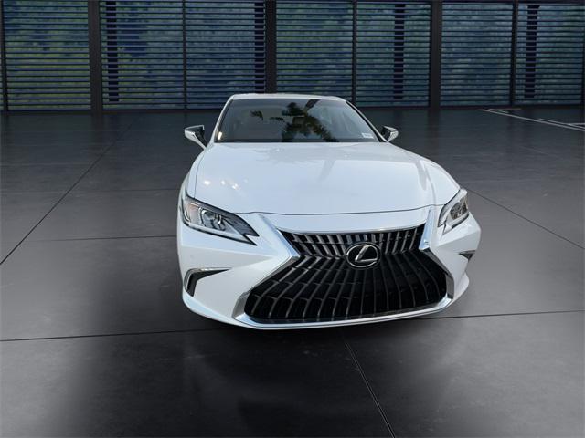 new 2025 Lexus ES 350 car, priced at $48,335