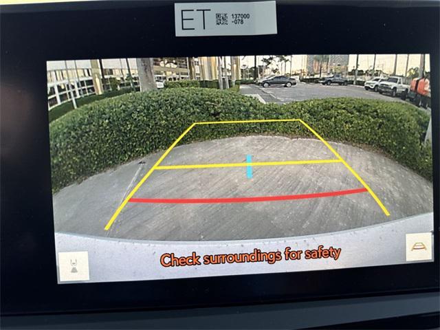 new 2025 Lexus ES 350 car, priced at $48,335