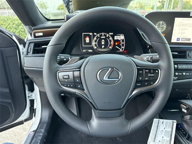 new 2025 Lexus ES 350 car, priced at $48,335