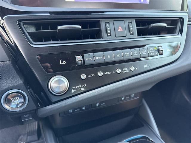 new 2025 Lexus ES 350 car, priced at $48,335