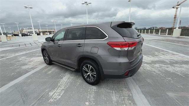 used 2018 Toyota Highlander car, priced at $21,888