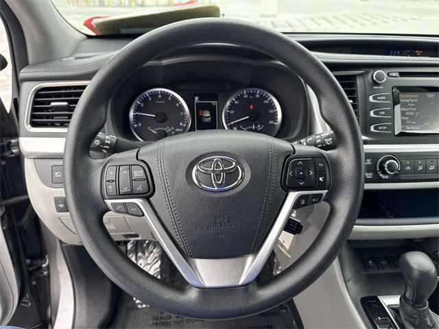 used 2018 Toyota Highlander car, priced at $21,888