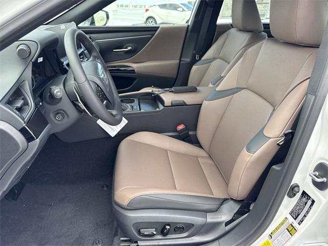 new 2025 Lexus ES 350 car, priced at $50,594
